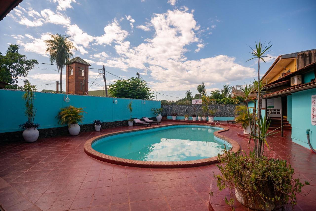 Hosteria Los Helechos Puerto Iguazú Buitenkant foto