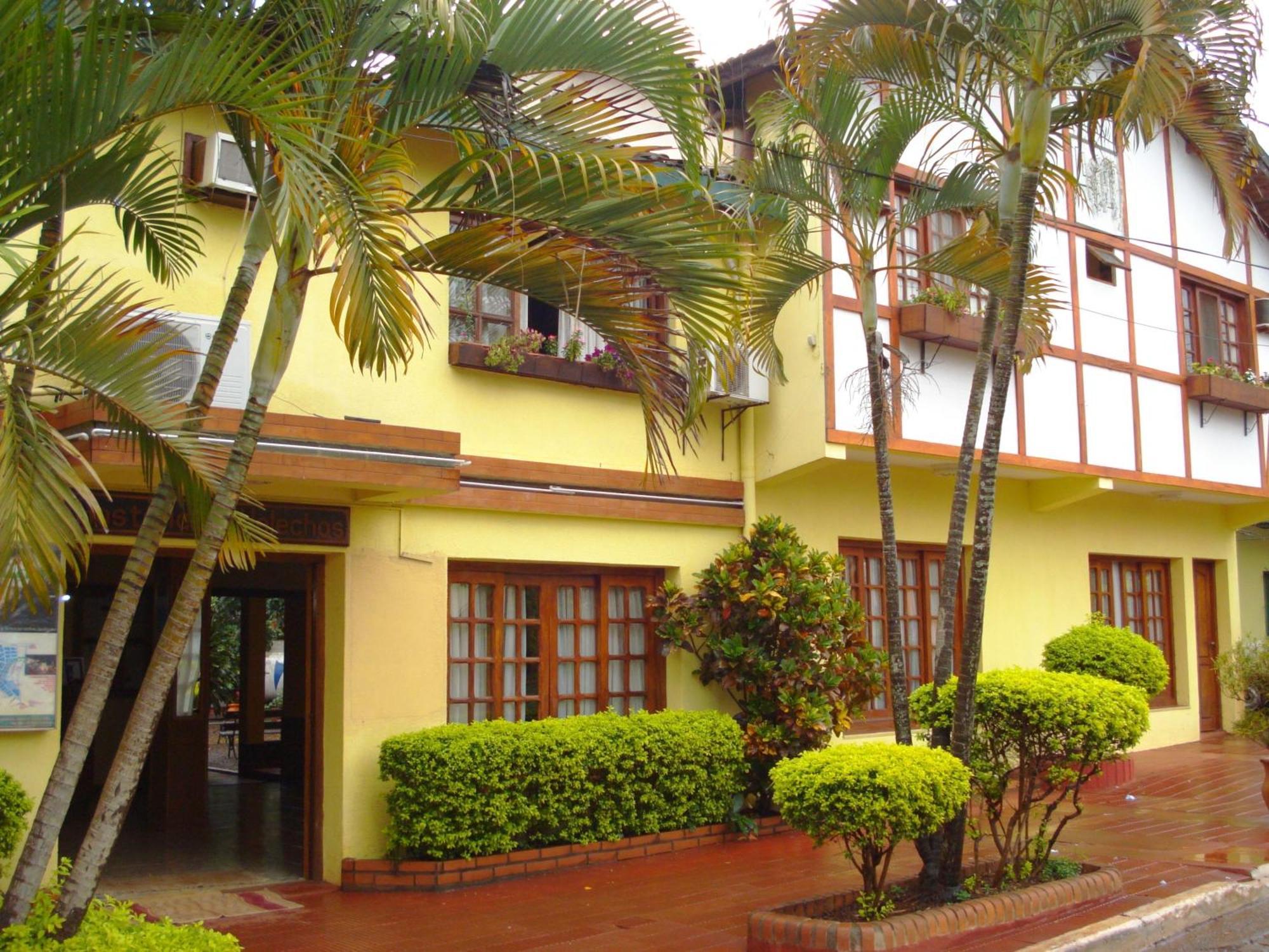 Hosteria Los Helechos Puerto Iguazú Buitenkant foto